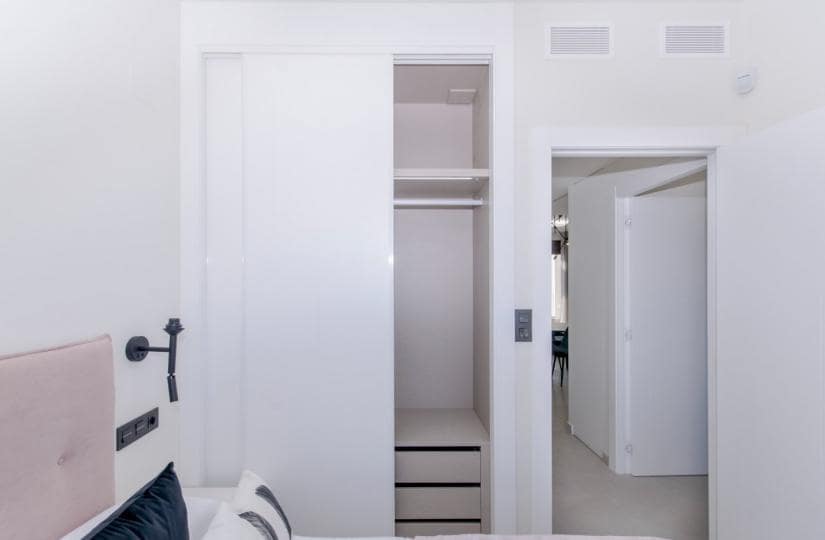 3 chambre Appartement à vendre à Torrevieja avec piscine - 325 000 € (Ref: 9430548)