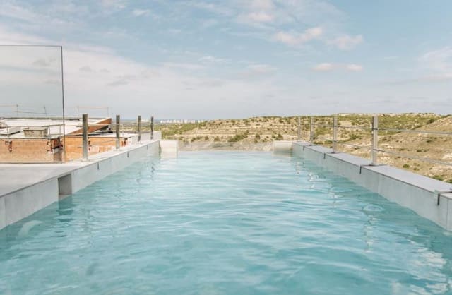 3 bedroom Villa for sale in Ciudad Quesada, Rojales with pool - € 995,000 (Ref: 9430574)