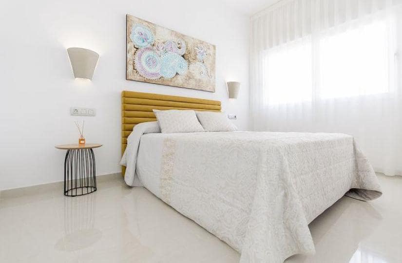 3 bedroom Villa for sale in Rojales with pool - € 650,000 (Ref: 9430575)