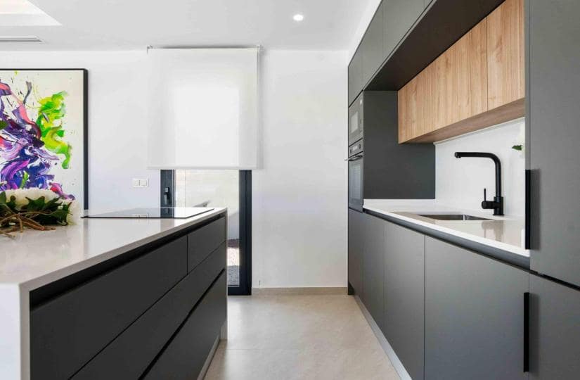 3 bedroom Villa for sale in Rojales with pool - € 567,000 (Ref: 9430576)