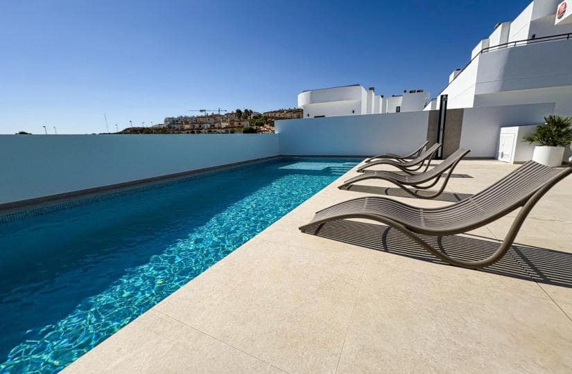 5 bedroom Villa for sale in Rojales with pool - € 699,750 (Ref: 9430584)