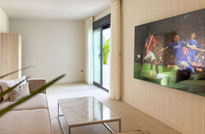 5 bedroom Villa for sale in Rojales with pool - € 699,750 (Ref: 9430584)