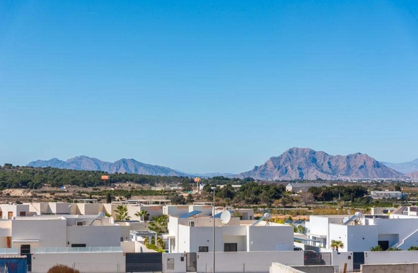 4 quarto Apartamento para venda em Benijofar com piscina - 339 000 € (Ref: 9430597)