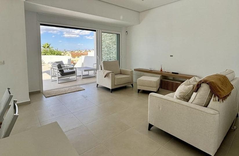 3 bedroom Villa for sale in Benijofar with pool - € 478,732 (Ref: 9430604)