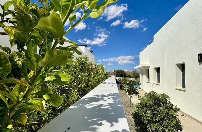 3 bedroom Villa for sale in Benijofar with pool - € 478,732 (Ref: 9430604)