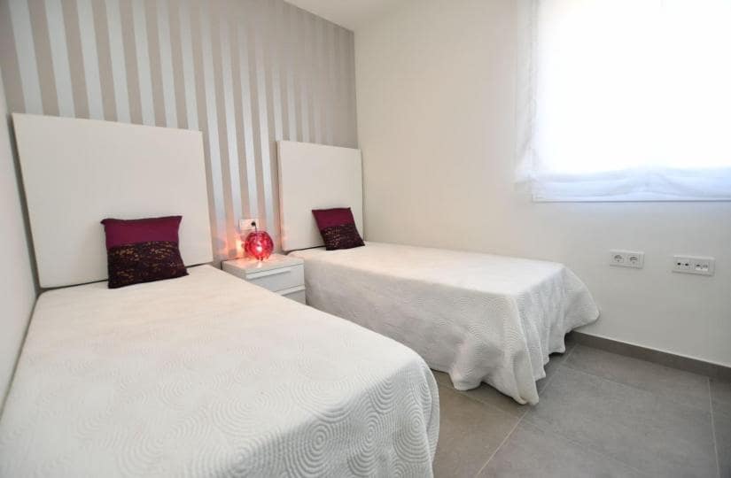 3 bedroom Apartment for sale in San Miguel de Salinas with pool - € 281,600 (Ref: 9430634)