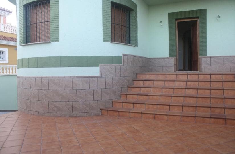 3 bedroom Villa for sale in Orihuela Costa with pool - € 550,000 (Ref: 9430667)