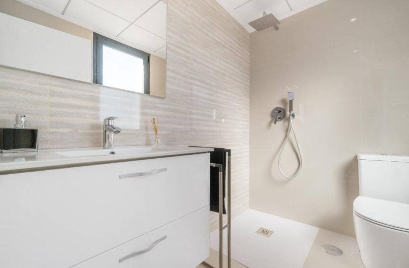 3 bedroom Villa for sale in Los Montesinos with pool - € 519,000 (Ref: 9430669)