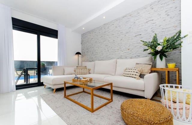 3 slaapkamer Villa te koop in Orihuela Costa, Orihuela met zwembad - € 395.000 (Ref: 9430678)