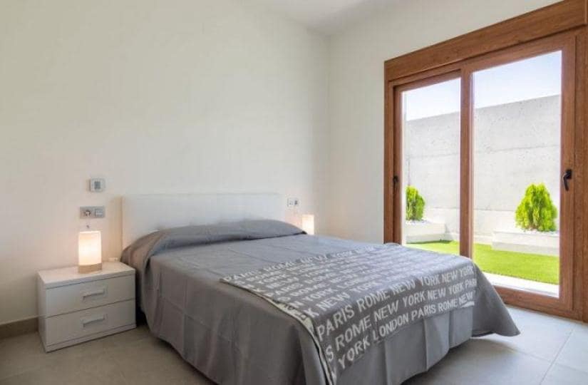 3 bedroom Villa for sale in Orihuela Costa with pool - € 750,000 (Ref: 9430691)