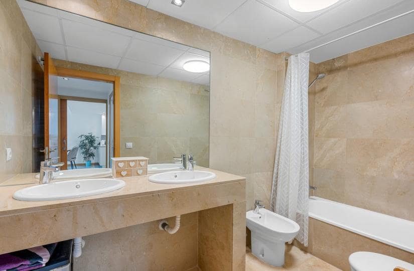 2 sovrum Lägenhet till salu i Orihuela Costa med pool garage - 199 000 € (Ref: 9432785)