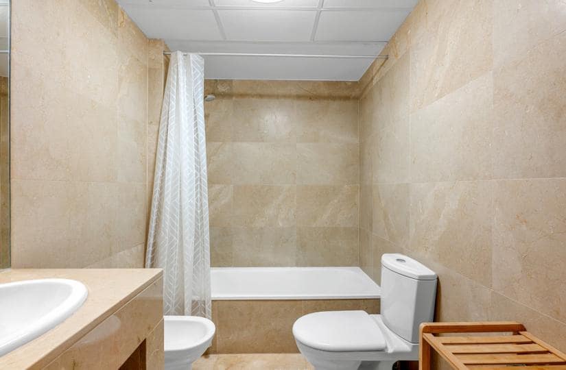 2 sovrum Lägenhet till salu i Orihuela Costa med pool garage - 199 000 € (Ref: 9432785)