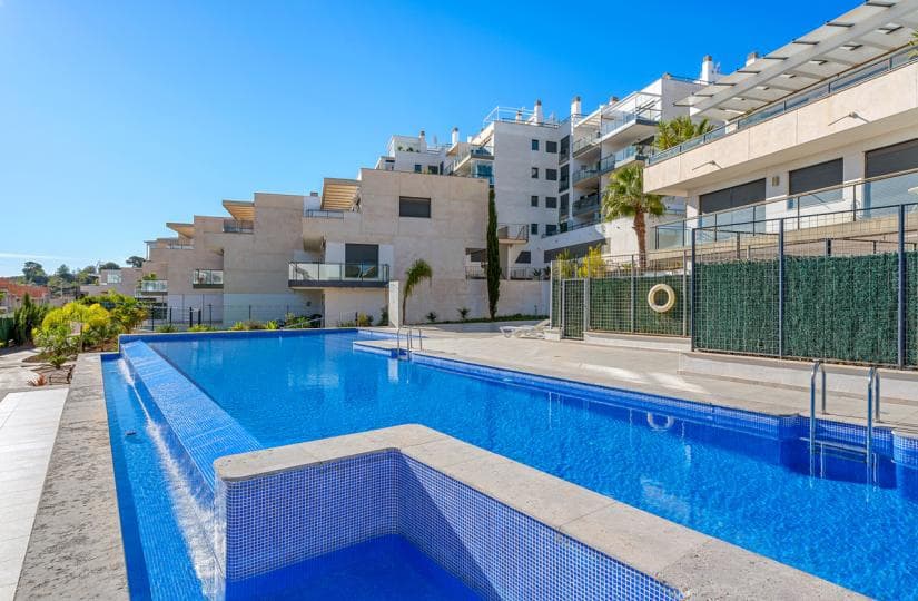 2 sovrum Lägenhet till salu i Orihuela Costa med pool garage - 199 000 € (Ref: 9432785)