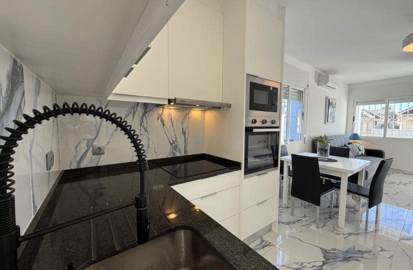 Pareado de 2 habitaciones en El Chaparral en venta con piscina garaje - 177.000 € (Ref: 9438977)