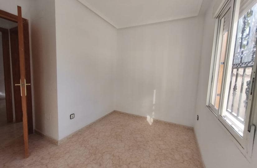 2 makuuhuone Paritalo myytävänä paikassa Orihuela Costa mukana uima-altaan 
autotalli - 210 000 € (Ref: 9439044)