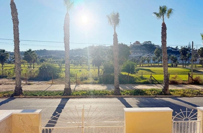 3 chambre Villa/Maison Semi-Mitoyenne à vendre à La Marquesa avec piscine garage - 257 500 € (Ref: 9442851)