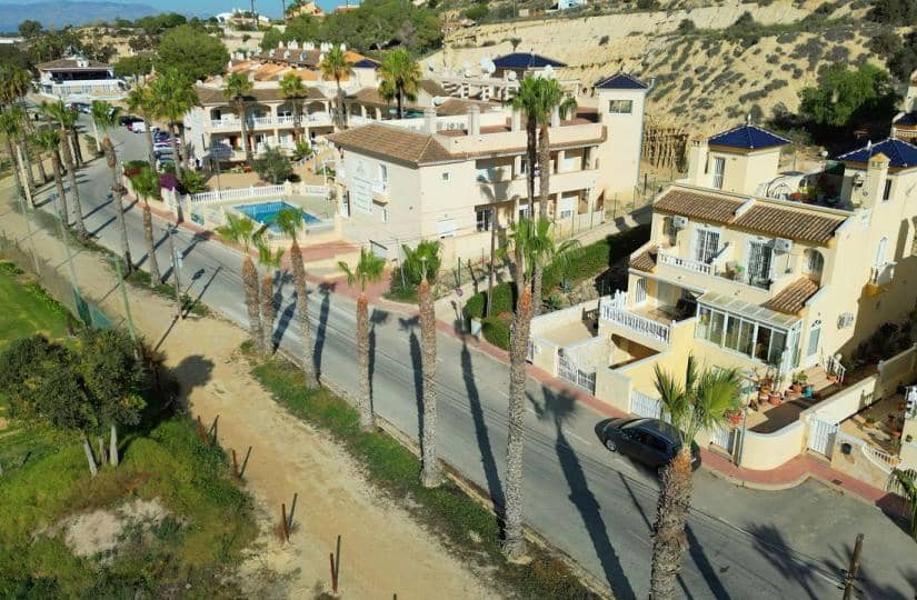 3 chambre Villa/Maison Semi-Mitoyenne à vendre à La Marquesa avec piscine garage - 257 500 € (Ref: 9442851)