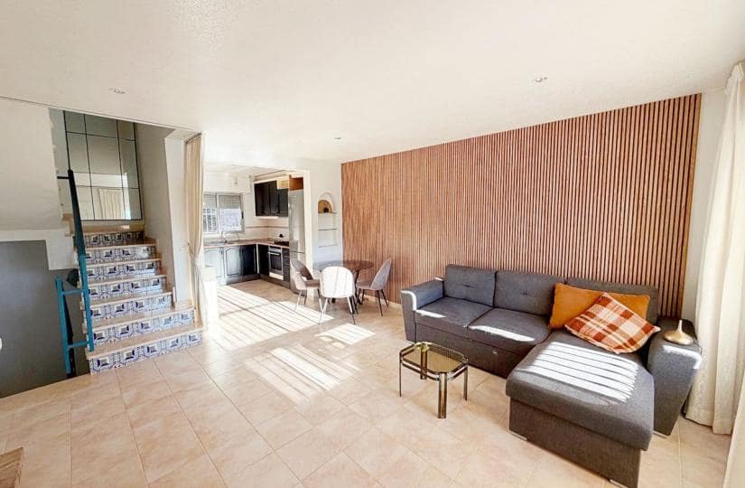 3 chambre Villa/Maison Semi-Mitoyenne à vendre à La Marquesa avec piscine garage - 257 500 € (Ref: 9442851)