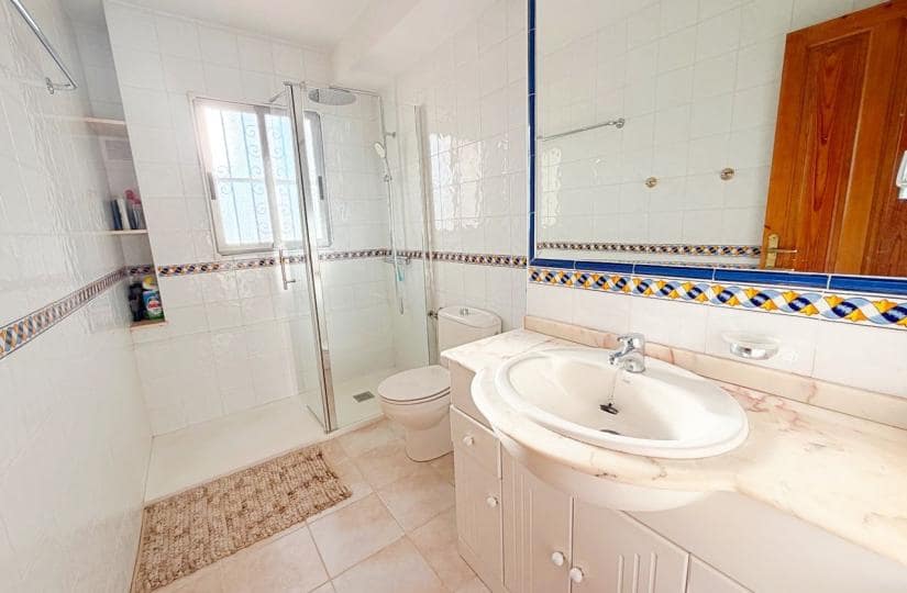 3 chambre Villa/Maison Semi-Mitoyenne à vendre à La Marquesa avec piscine garage - 257 500 € (Ref: 9442851)