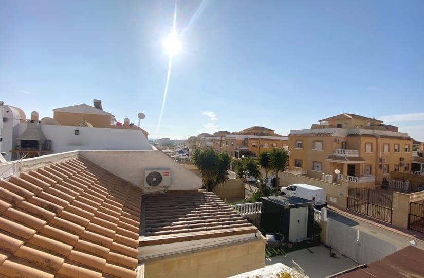 2 bedroom Bungalow for sale in Dona Pepa with pool garage - € 139,000 (Ref: 9448521)