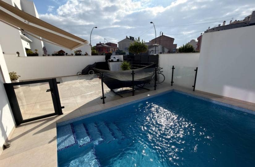 3 soverom Villa til salgs i Formentera del Segura med svømmebasseng garasje - € 325 000 (Ref: 9450427)