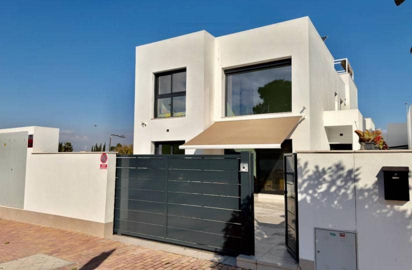 3 soverom Villa til salgs i Formentera del Segura med svømmebasseng garasje - € 325 000 (Ref: 9450427)