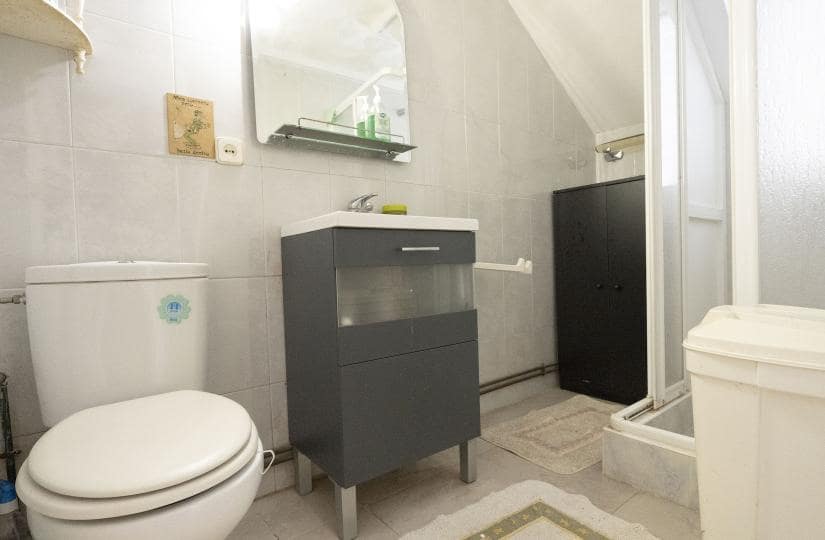 3 makuuhuone Omakotitalo myytävänä paikassa Torrevieja - 149 000 € (Ref: 9451549)