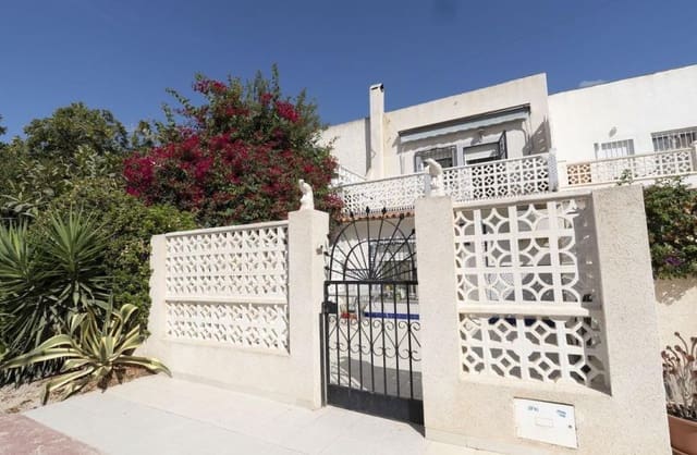 3 makuuhuone Omakotitalo myytävänä paikassa El Chaparral - La Siesta - La Torreta, Torrevieja - 149 000 € (Ref: 9451549)
