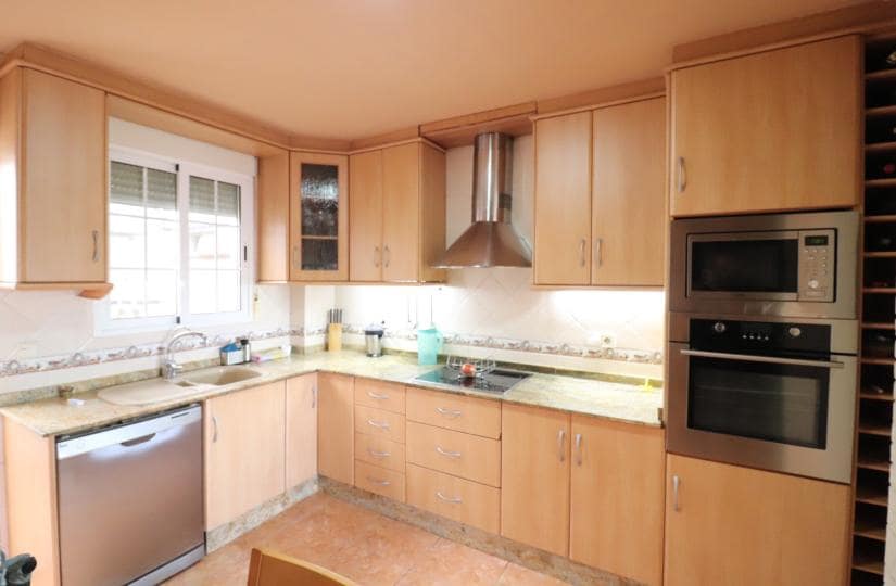 3 bedroom Villa for sale in El Saladar with pool garage - € 315,000 (Ref: 9455005)