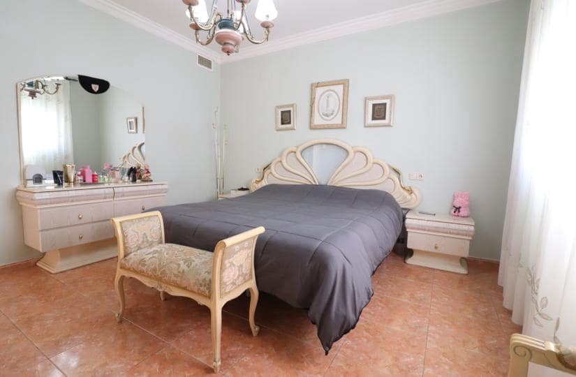 3 bedroom Villa for sale in El Saladar with pool garage - € 315,000 (Ref: 9455005)