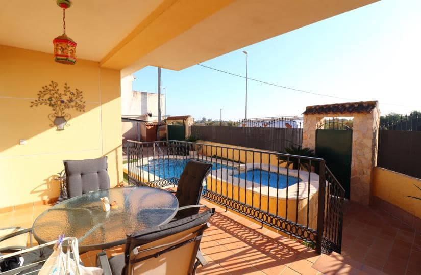 3 bedroom Villa for sale in El Saladar with pool garage - € 315,000 (Ref: 9455005)