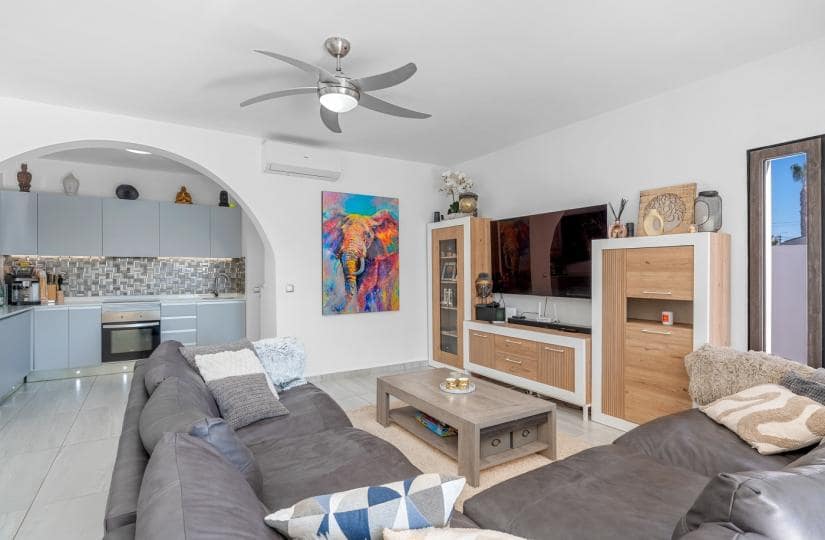 5 soveværelse Villa til salg i Ciudad Quesada med swimmingpool garage - € 498.000 (Ref: 9460780)