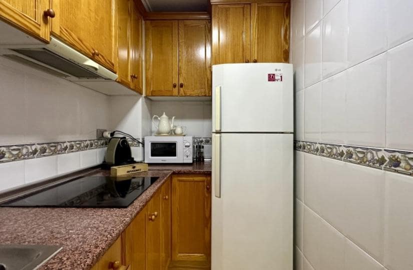2 sovrum Lägenhet till salu i Torrevieja - 159 000 € (Ref: 9465111)