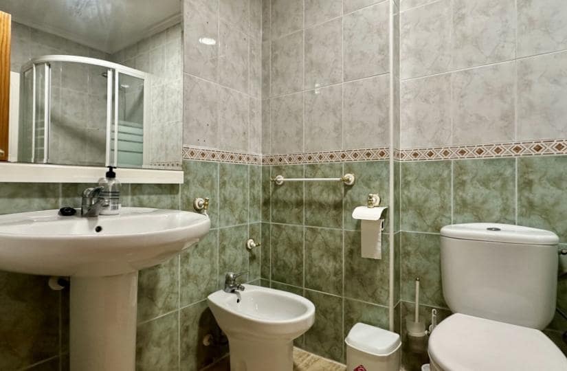 2 sovrum Lägenhet till salu i Torrevieja - 159 000 € (Ref: 9465111)