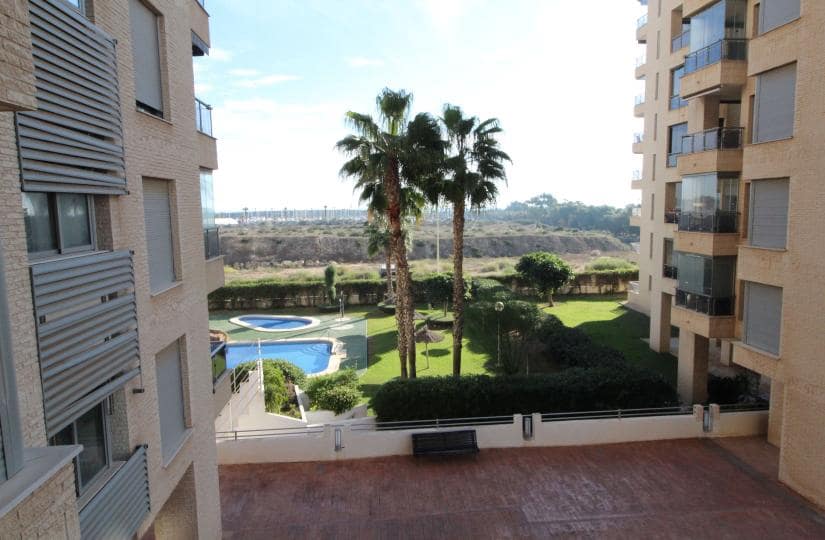 2 soveværelse Lejlighed til salg i Guardamar del Segura med swimmingpool - € 189.000 (Ref: 9467922)