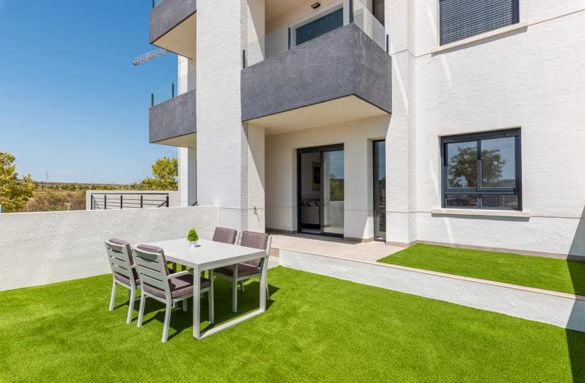 1 bedroom Apartment for sale in San Miguel de Salinas with pool - € 140,000 (Ref: 9467923)