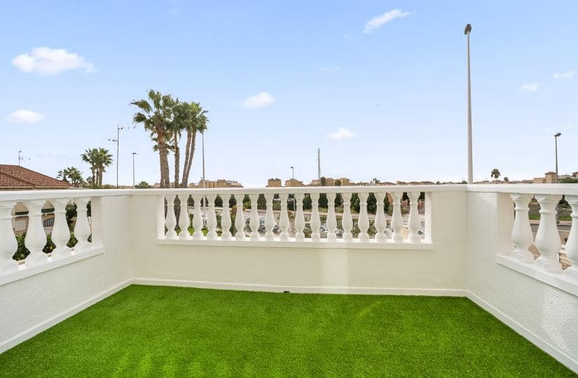 1 sovrum Lägenhet till salu i Orihuela Costa med pool - 170 000 € (Ref: 9483635)