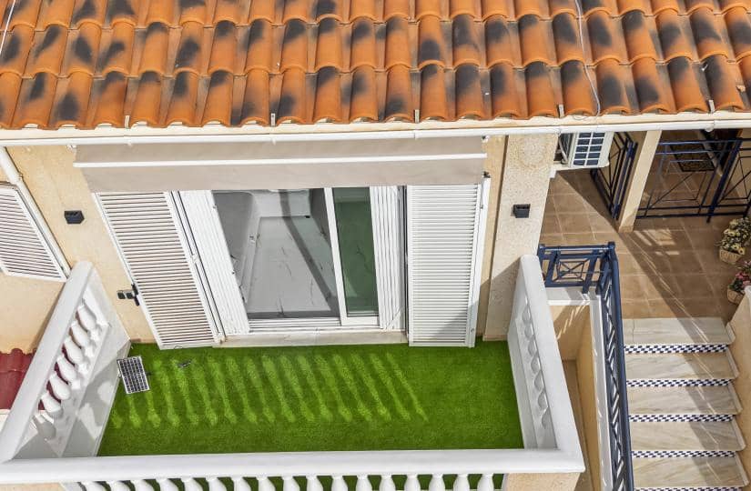 1 sovrum Lägenhet till salu i Orihuela Costa med pool - 170 000 € (Ref: 9483635)