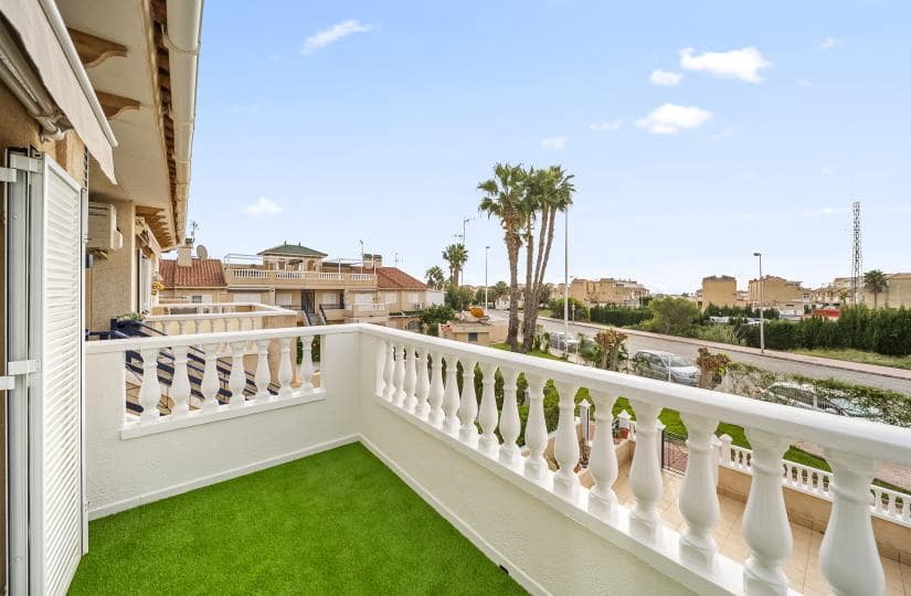 1 sovrum Lägenhet till salu i Orihuela Costa med pool - 170 000 € (Ref: 9483635)