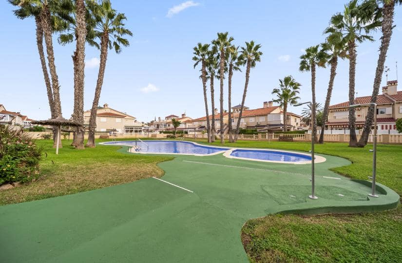 1 sovrum Lägenhet till salu i Orihuela Costa med pool - 170 000 € (Ref: 9483635)