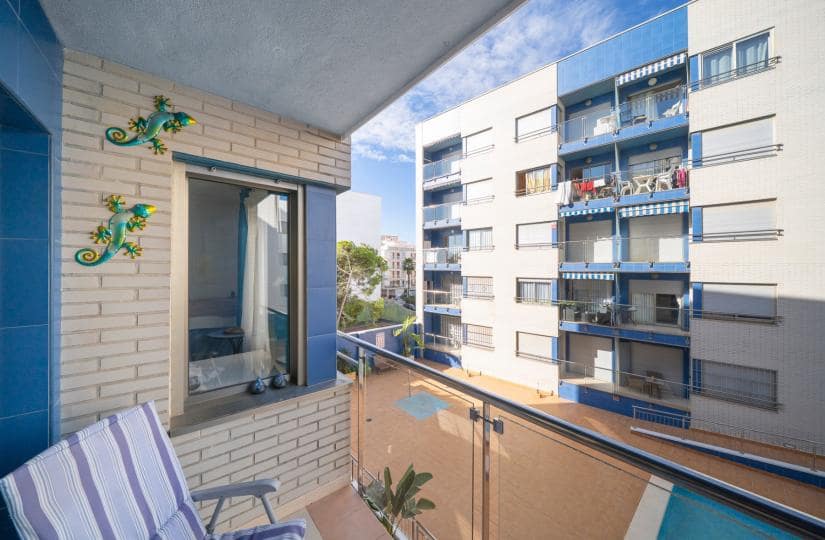 2 soveværelse Lejlighed til salg i Torrevieja med swimmingpool garage - € 185.000 (Ref: 9483636)