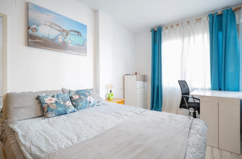 2 soveværelse Lejlighed til salg i Torrevieja med swimmingpool garage - € 185.000 (Ref: 9483636)