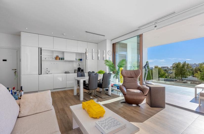 2 soveværelse Lejlighed til salg i Dehesa de Campoamor med swimmingpool garage - € 349.000 (Ref: 9483637)