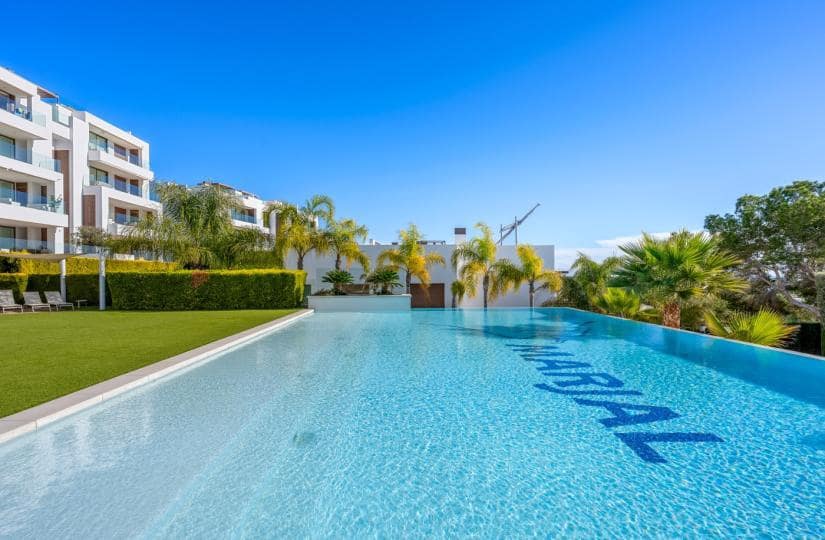 2 soveværelse Lejlighed til salg i Dehesa de Campoamor med swimmingpool garage - € 349.000 (Ref: 9483637)