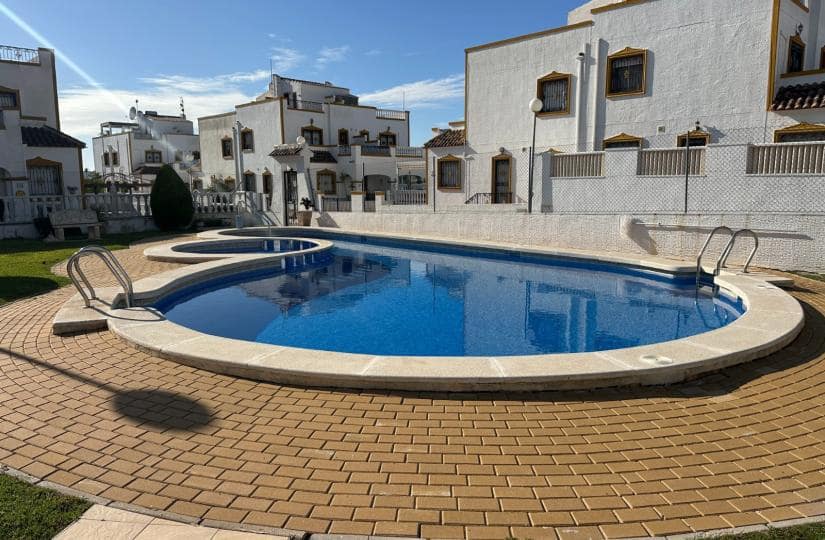 3 bedroom Semi-detached Villa for sale in Vistabella with pool - € 180,000 (Ref: 9483638)