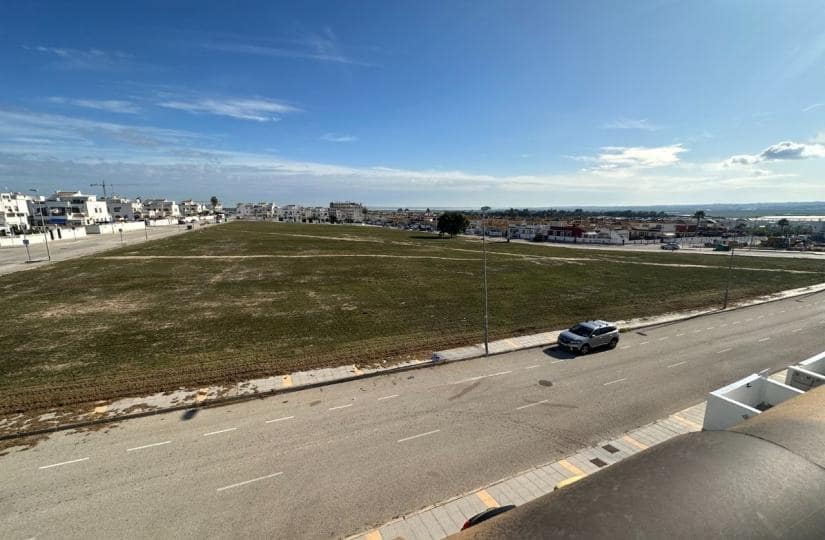 2 bedroom Apartment for sale in Vistabella with pool - € 130,000 (Ref: 9483639)