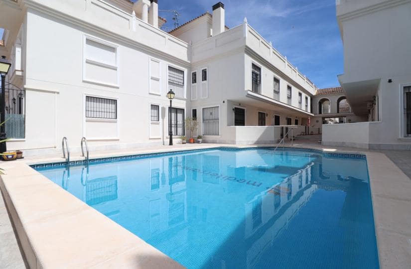 Apartamento de 2 habitaciones en Formentera del Segura en alquiler con piscina garaje - 895 € (Ref: 9483640)