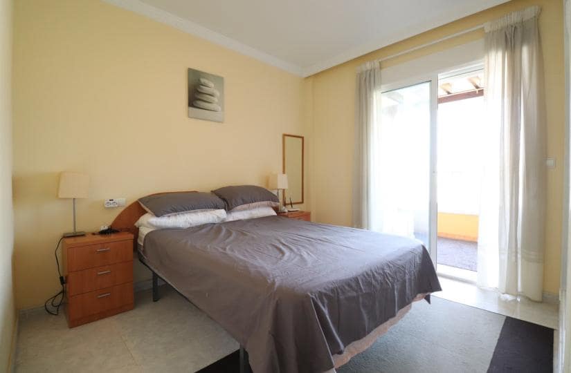 2 makuuhuone Omakotitalo vuokrattavana paikassa Benijofar mukana uima-altaan 
autotalli - 700 € (Ref: 9483641)