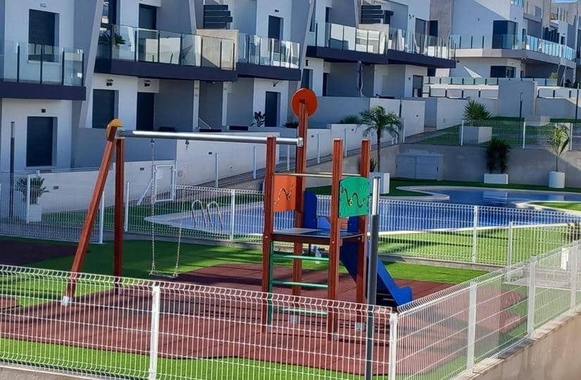 2 bedroom Penthouse for sale in San Miguel de Salinas with pool - € 319,995 (Ref: 9488667)