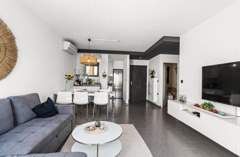 2 bedroom Penthouse for sale in La Zenia with pool garage - € 319,000 (Ref: 9488668)